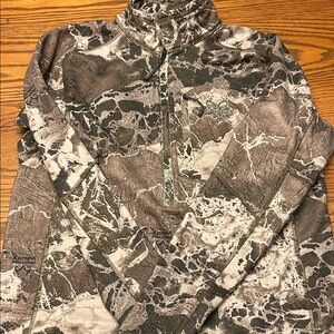 Realtree Men's Zip Up Camouflage Sweater/8